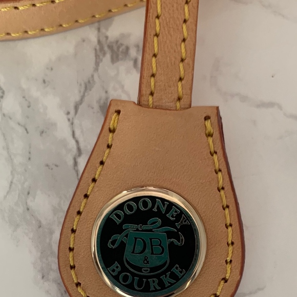 New Dooney and Bourke Mini Short Shoulder Bag - Picture 3 of 5